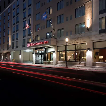 Hilton Garden Inn Louisville Downtown-2