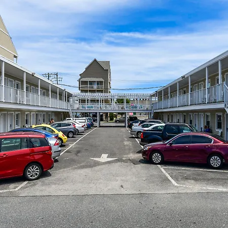 Madison Beach Motel-3