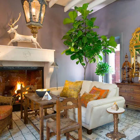 The Ivy Hotel-3