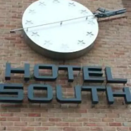 Hotel South Charleroi Airport-3