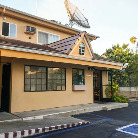 Hollywood La Brea Inn-2