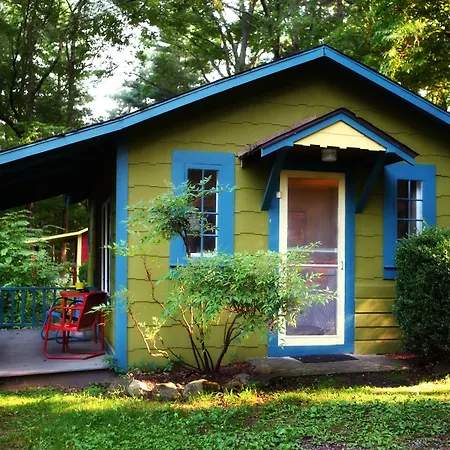 The Pines Cottages-3