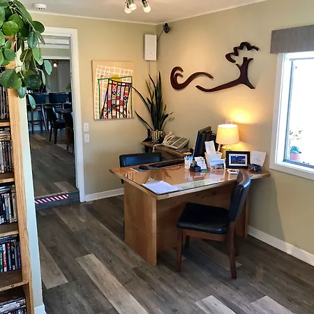 Cambria Shores Inn-3
