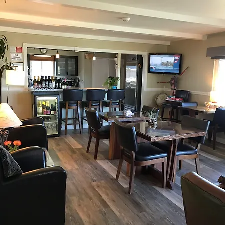 Cambria Shores Inn-2