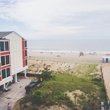 Surf Club Oceanfront Hotel-2
