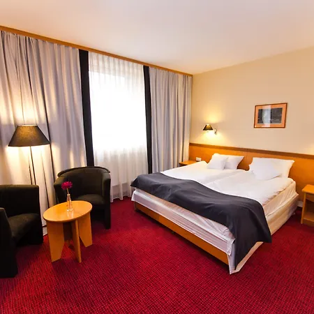 Hotel Malinowski Business-3
