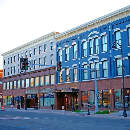 Hotel On North-2