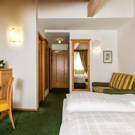 Leading Relax Hotel Maria-3