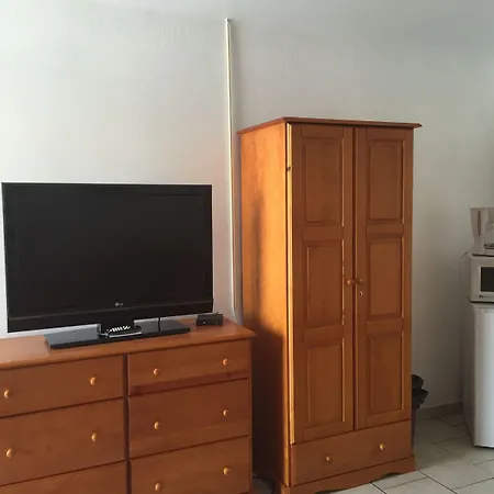 Skylark Resort Motel-2