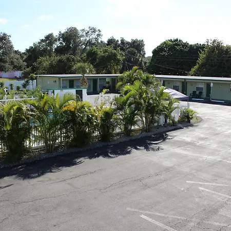 Sunshine Inn & Suites Venice, Florida-3