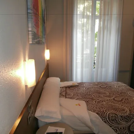 Pension Donostiarra-3