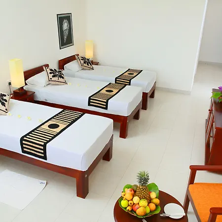 Sea Rock Villa-3