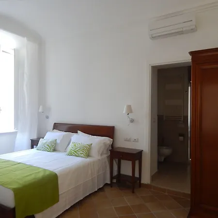 Roma Resort Colosseum-3