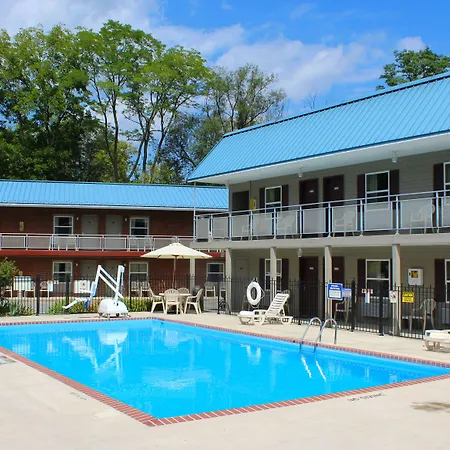 Sherwood Motel-3