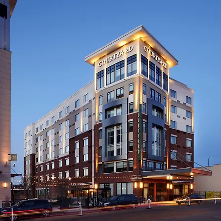 Courtyard By Marriott Akron Downtown-3