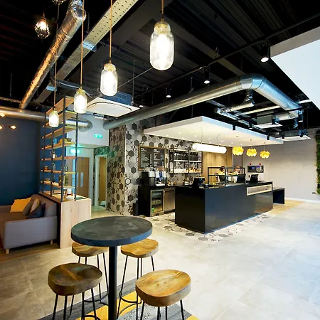 Staycity Aparthotels Birmingham City Centre-2