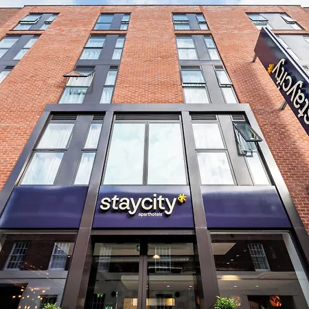 Staycity Aparthotels Birmingham City Centre-3