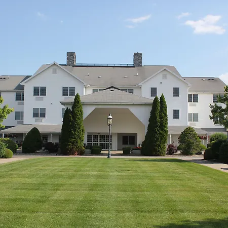 Farmstead Inn And Conference Center-3