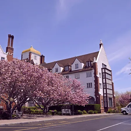 Montauk Manor-3