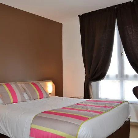 Brit Hotel Cherbourg-2