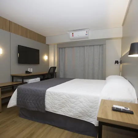 Mogano Business Hotel- Eletroposto-3