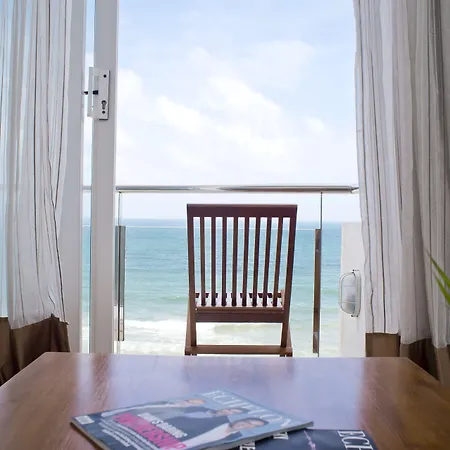 Ocean Edge Suites & Hotel Colombo-3