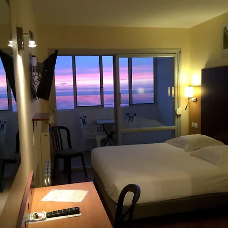 Hôtel Le Rivage vue sur mer - LOGIS - Châtelaillon-plage-2