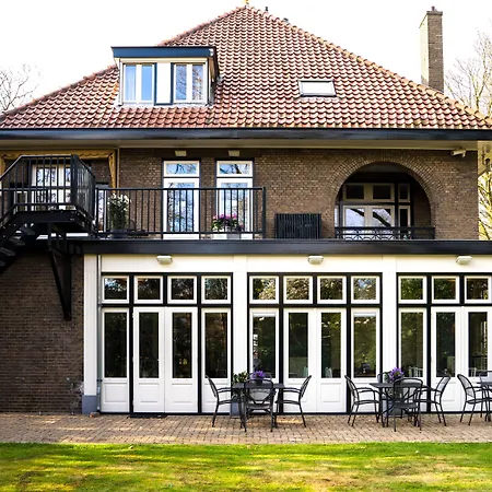 Boutique Hotel Het Scheepshuys-3