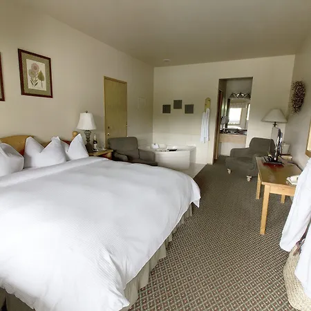 Linderhof Inn-2