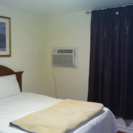Waterbury Big Apple Motel-3