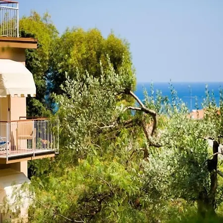 Hotel Mediterraneo-3