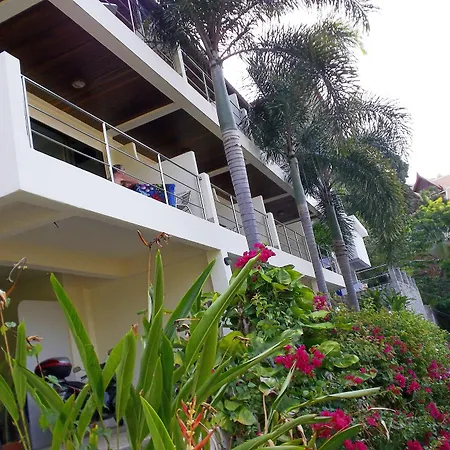 Mountain Seaview Luxury Apartments-3