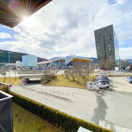 Blackhome Innsbruck City East I Contactless Check-In-2