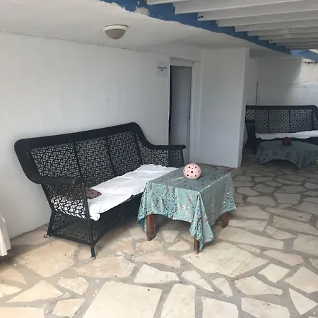 Lizo Hotel-2
