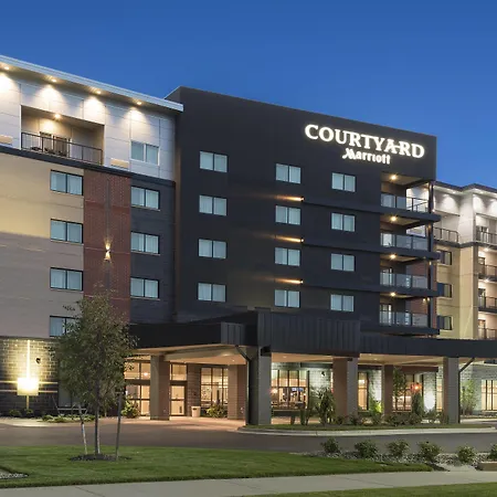 Courtyard By Marriott Mt. Pleasant At Central Michigan University-2