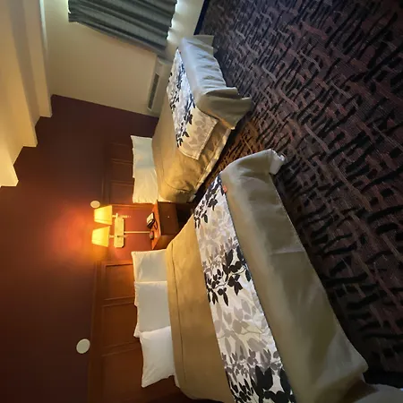 Executive Inn-2
