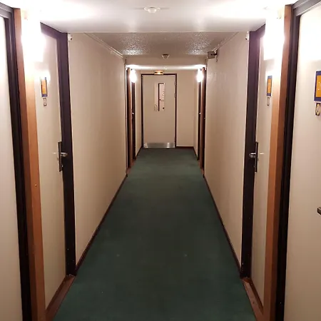 Mondhotel Chelles-3