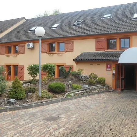Mondhotel Chelles-2