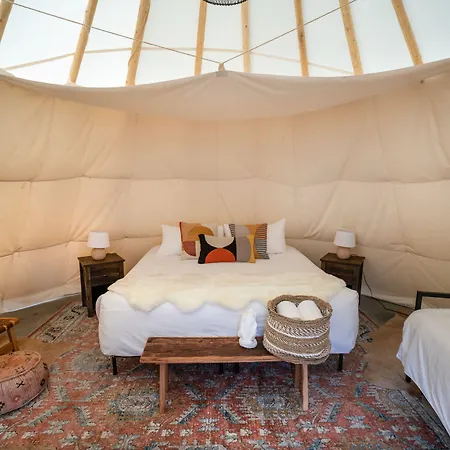 Dreamcatcher Tipi Hotel-2