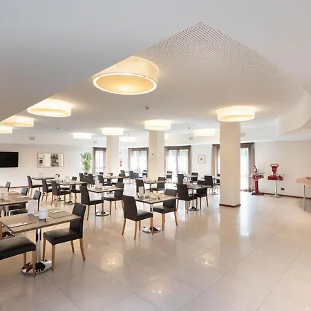Hotel Napoleon-2