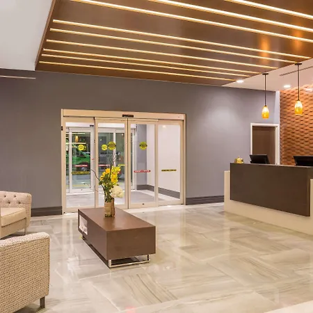 Wingate By Wyndham Miami Airport-3