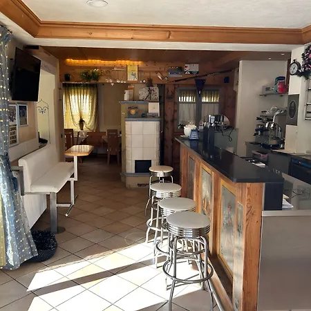 B&B Meublè Giustina-2