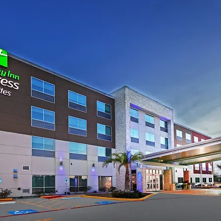 Holiday Inn Express & Suites Brenham South By Ihg-3