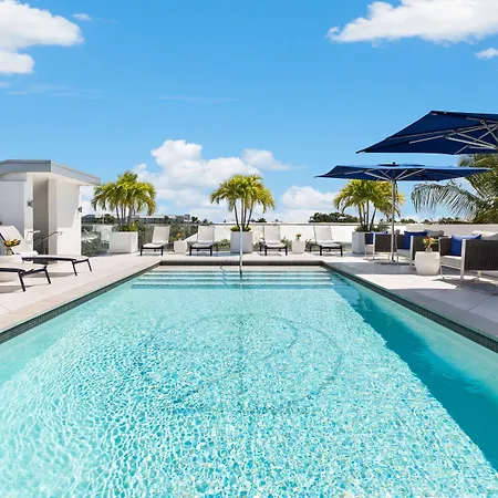H2O Suites- Adults Only-3