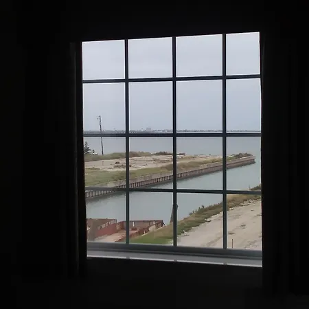 Lighthouse Inn-3