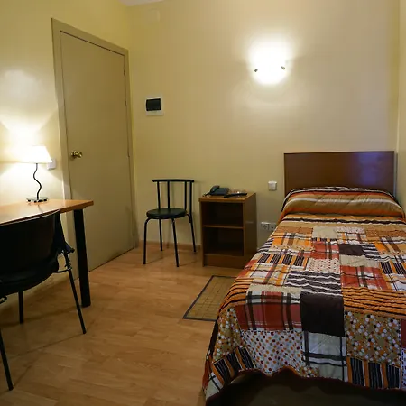 Hotel Esplugues-2