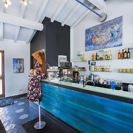 Suite D'Autore Art Design Gallery-3