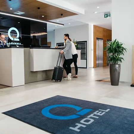 Q Hotel Plus Katowice-2