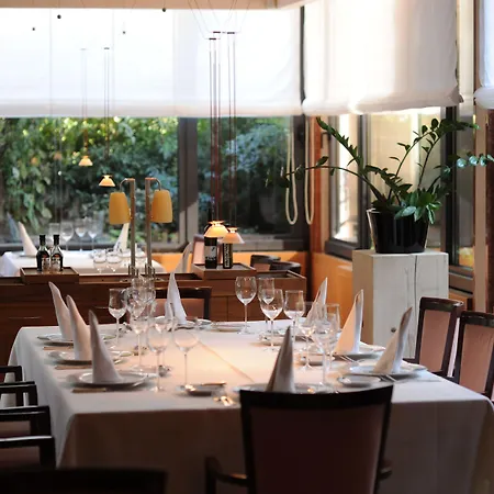 Hotel Milan-3