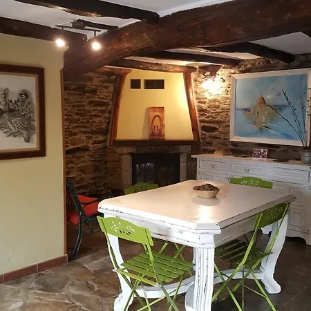 Pensión Albergue A Pedra-3